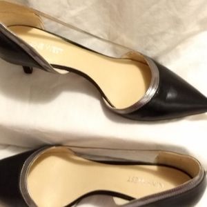 Nine Low Heels Pumps Size 8M Black